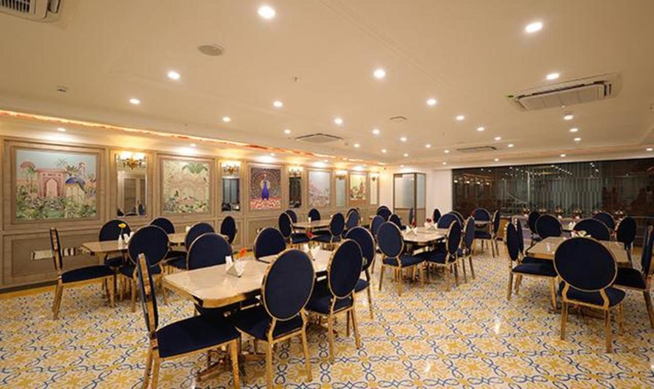 Fabhotel Prime Hampton By Ic'S Noida Exterior foto